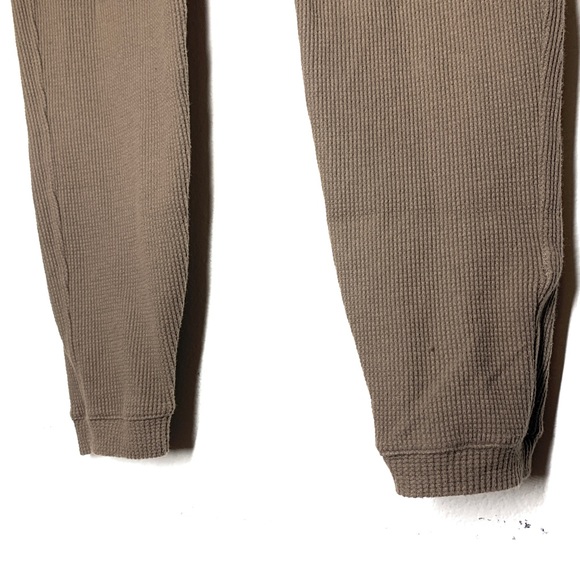 Monrow Waffle Cotton Drawstring Joggers - Picture 5 of 8